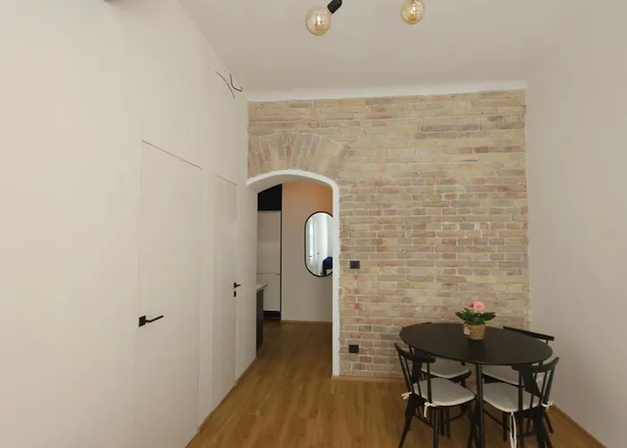 Apartman Zehn House 3 In The Center Pozsony